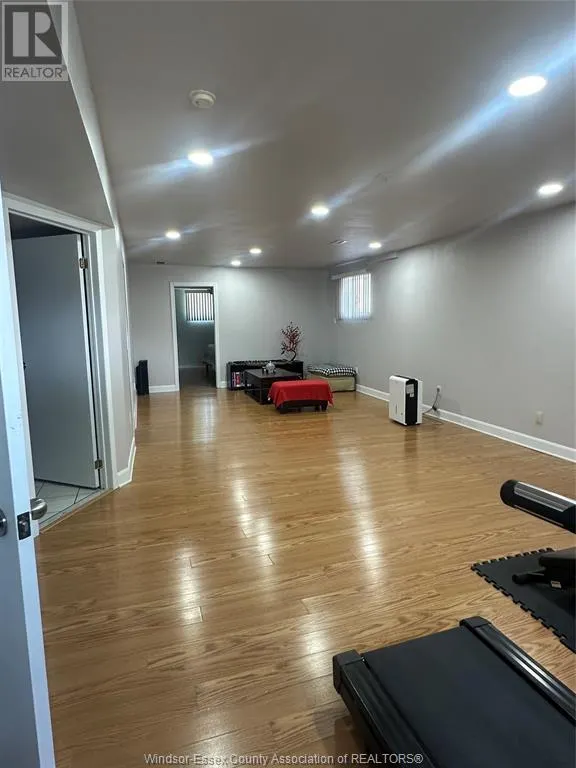 190 SUNNYSIDE