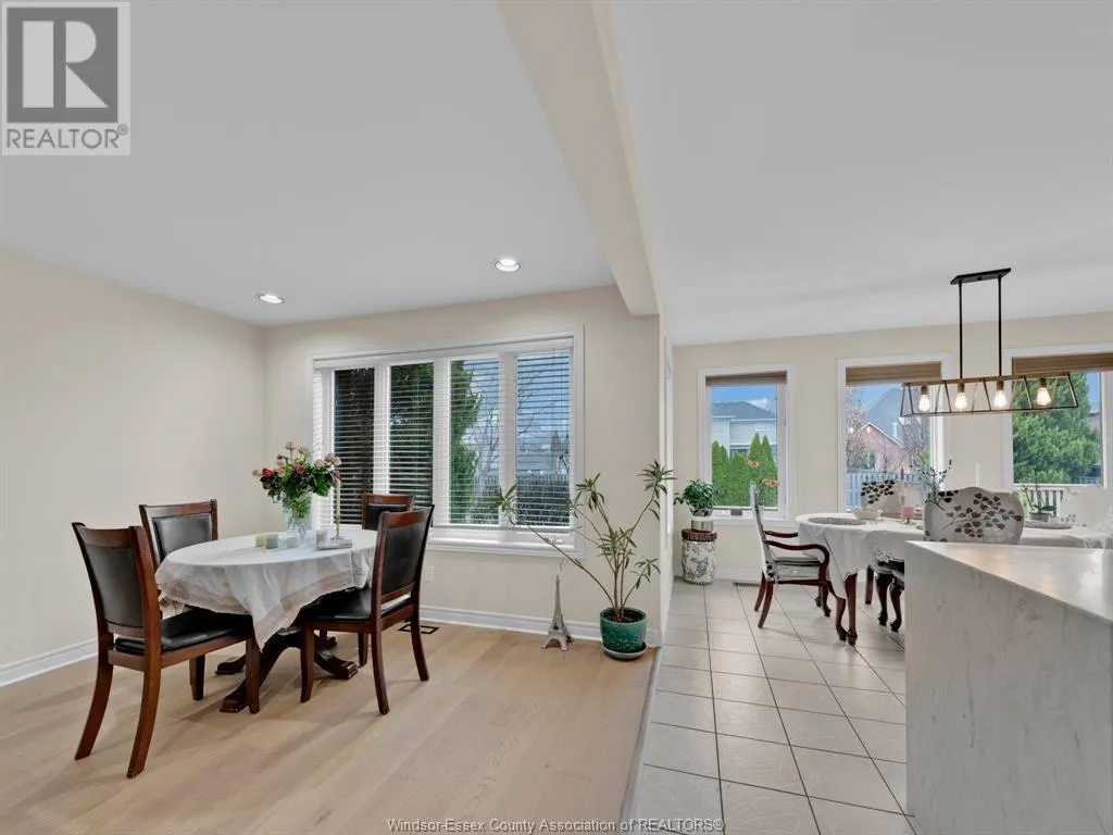 137 SEYMOUR CRESCENT
