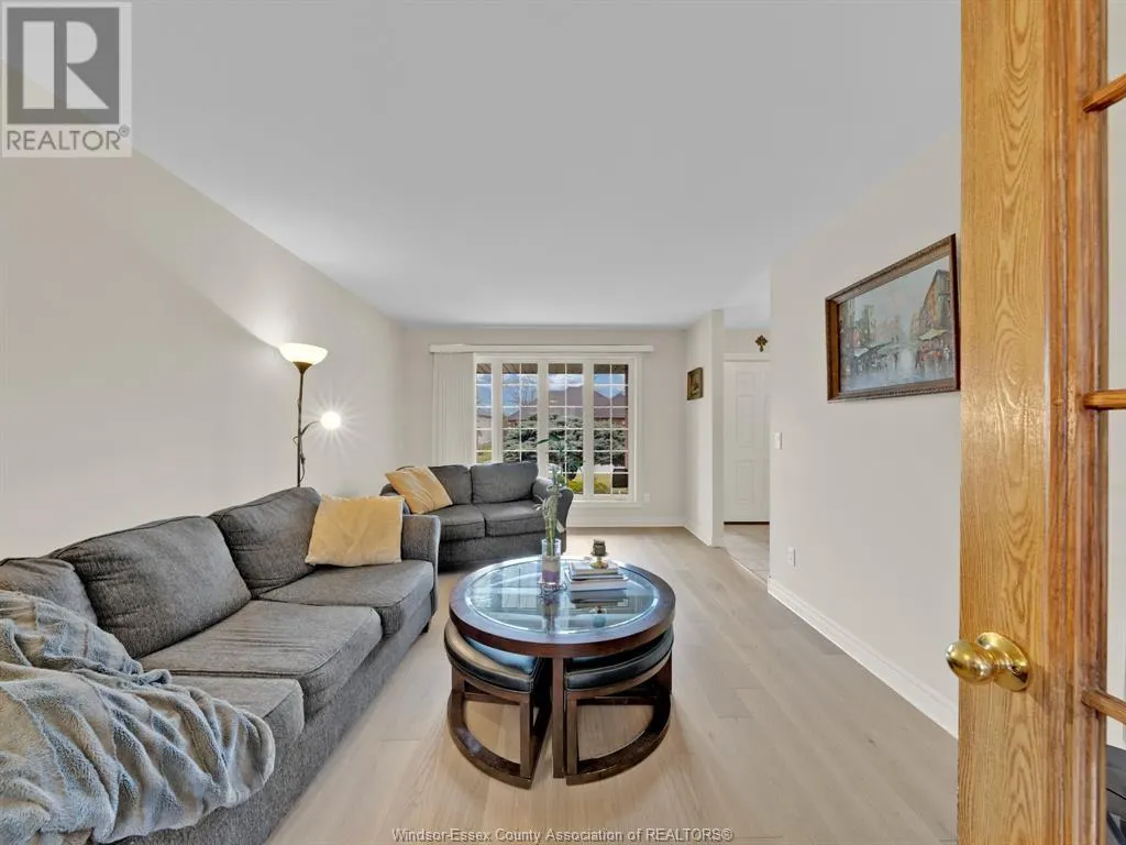 137 SEYMOUR CRESCENT