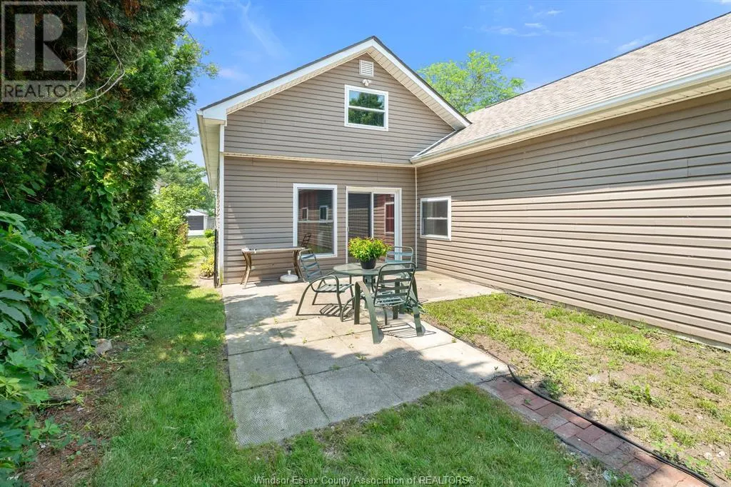 61 Victoria AVENUE