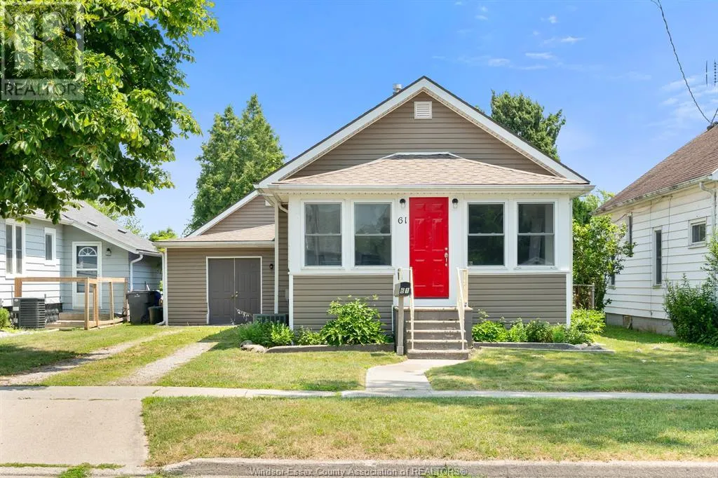 61 Victoria AVENUE