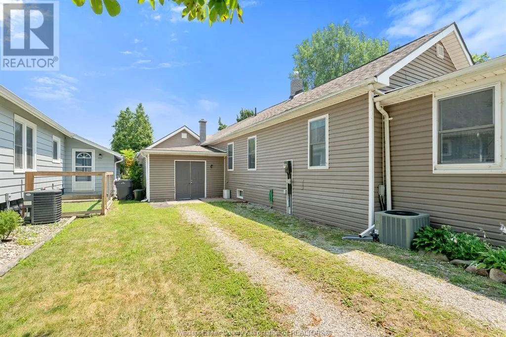 61 Victoria AVENUE