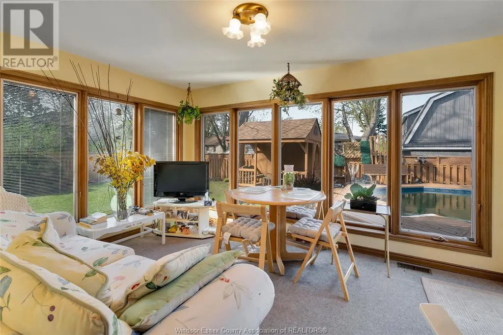 1537 ROSATI DRIVE