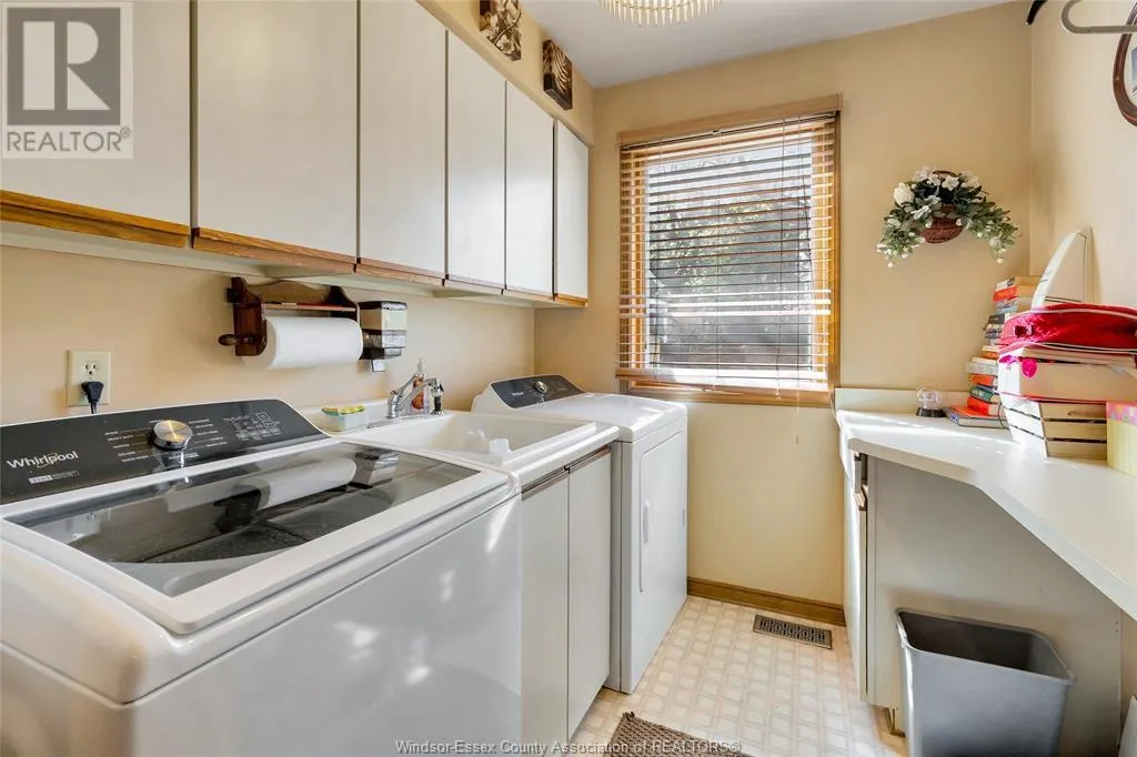 1537 ROSATI DRIVE