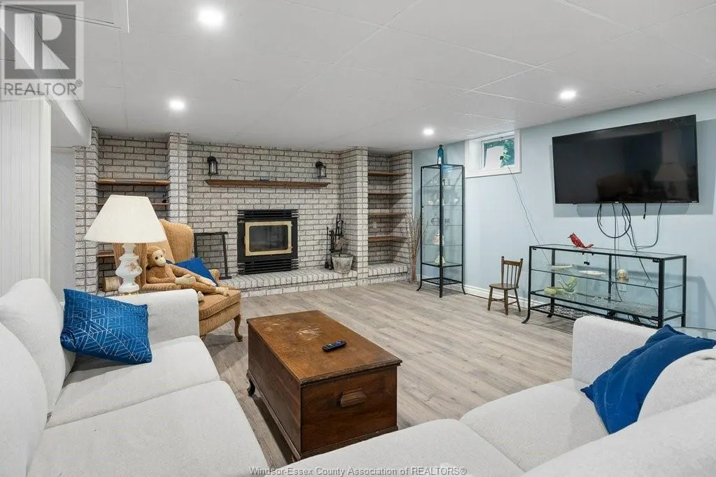 7385 County Road 18
