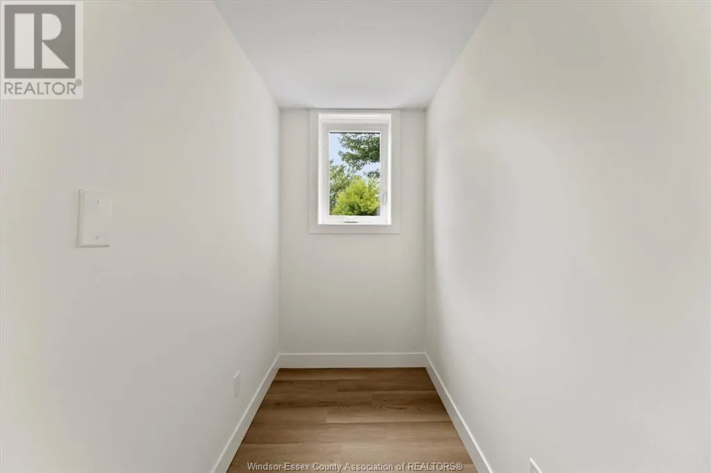 2463-2 FRONT ROAD