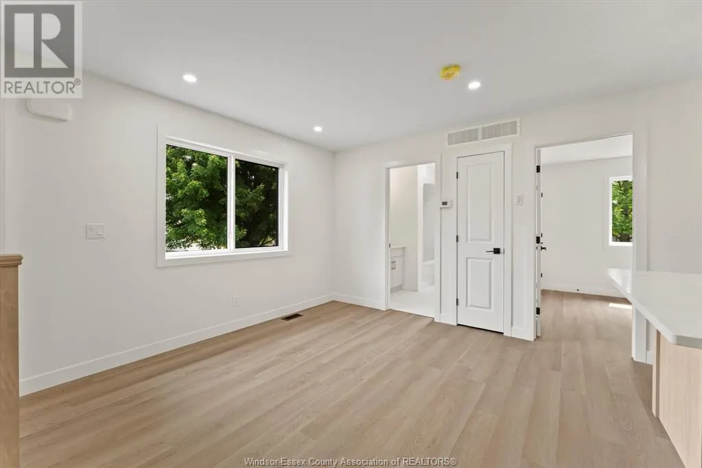 2463-2 FRONT ROAD