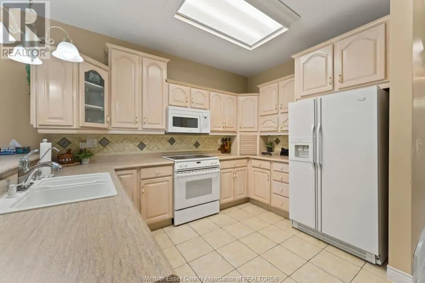235 SOUTHWIND