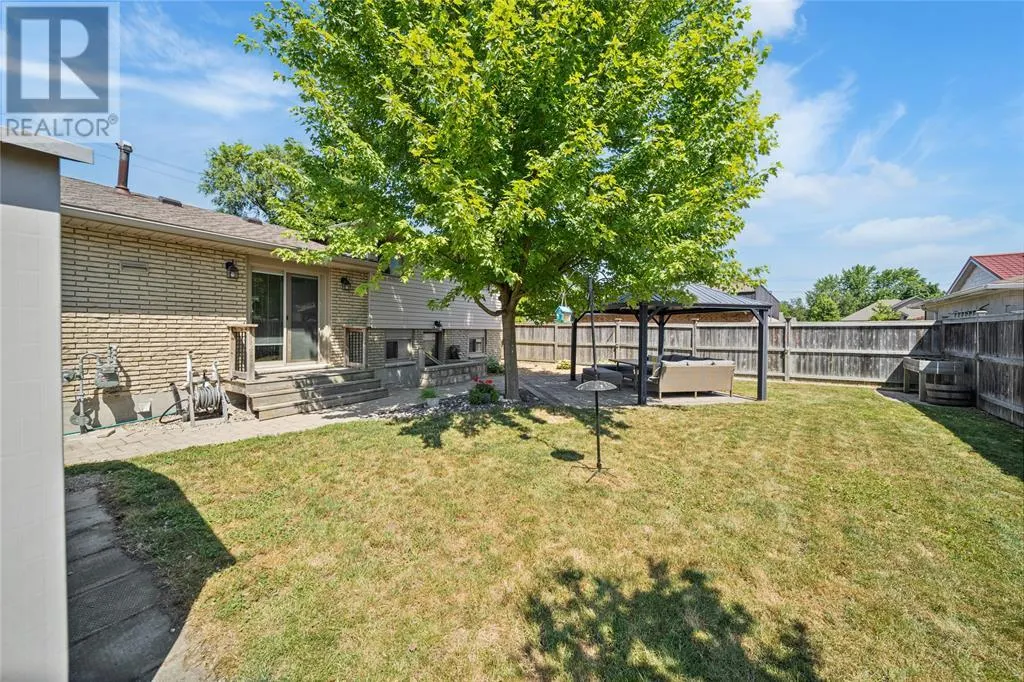 1544 Colborne ROAD