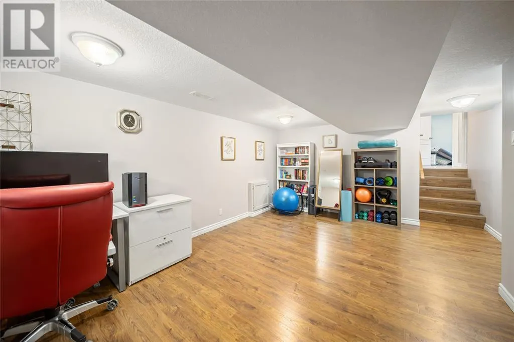 1544 Colborne ROAD