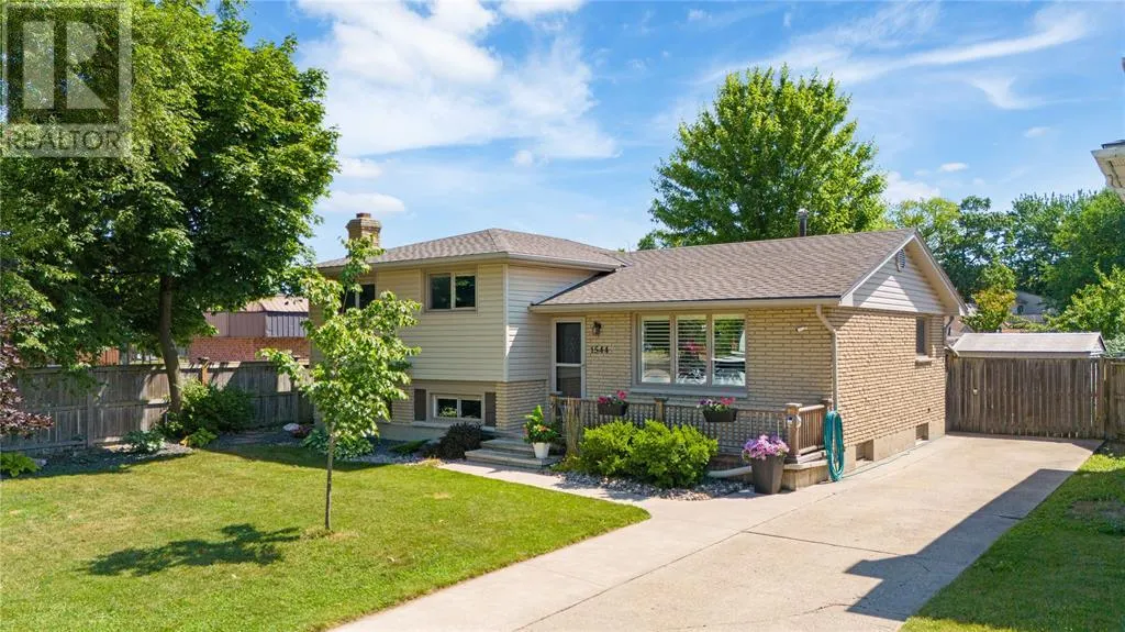 1544 Colborne ROAD