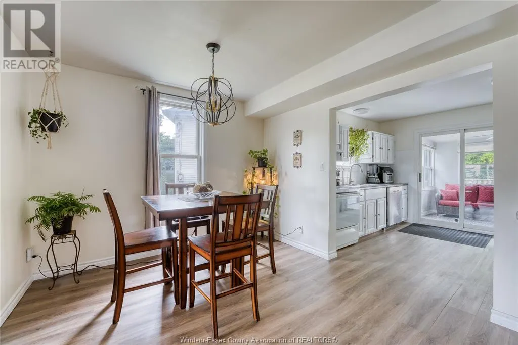 2706 FRONT ROAD