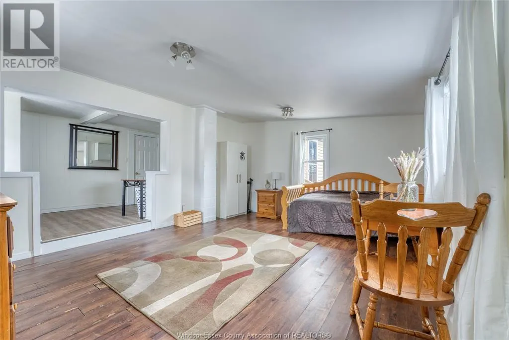 2706 FRONT ROAD