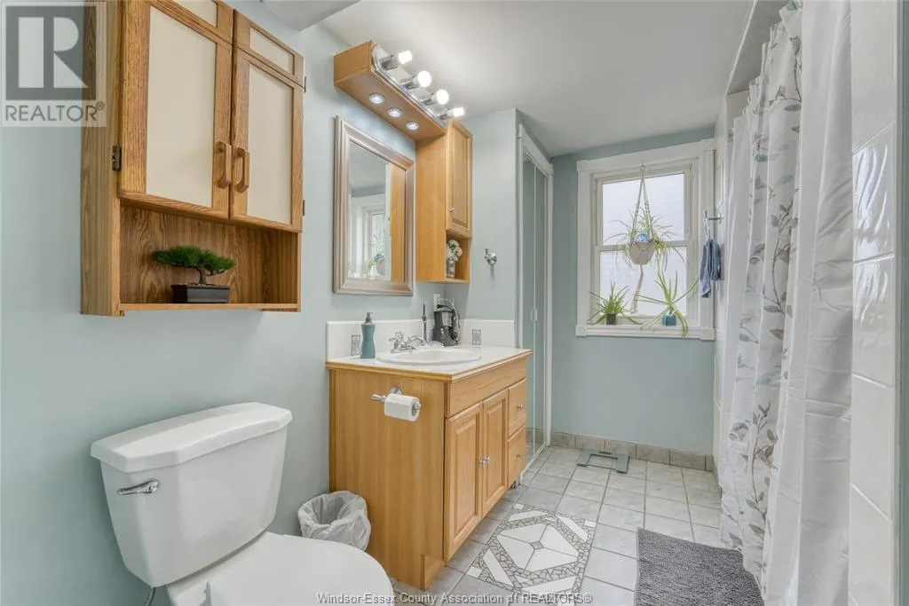 2706 FRONT ROAD