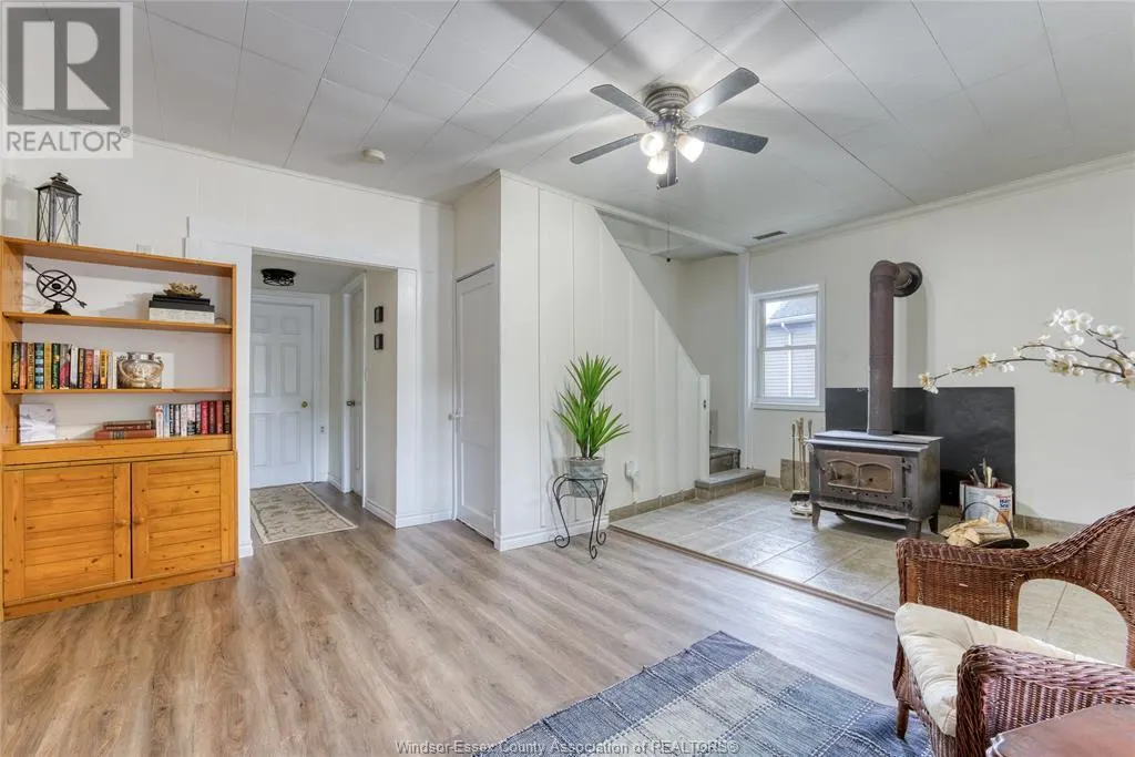 2706 FRONT ROAD