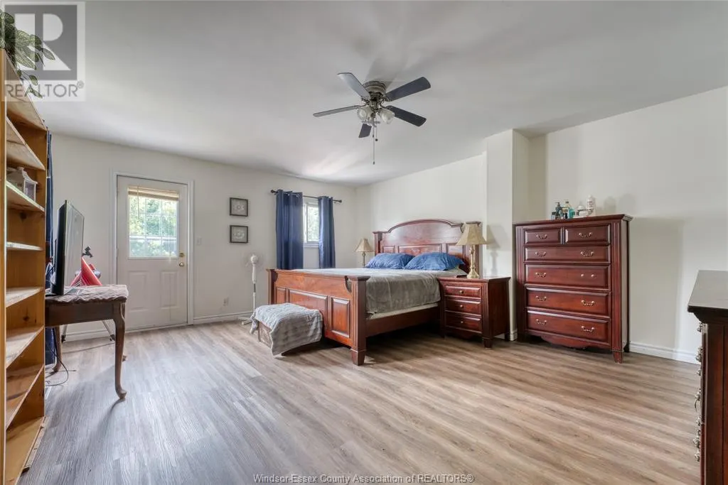 2706 FRONT ROAD