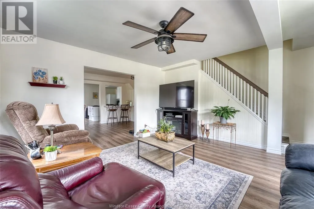 2706 FRONT ROAD