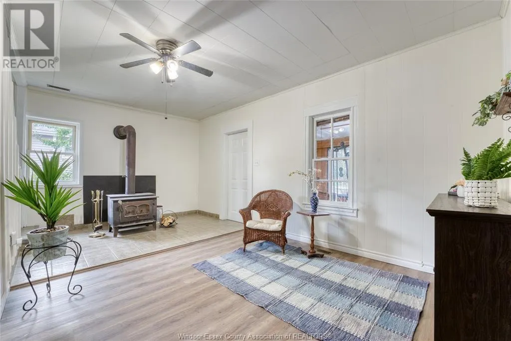 2706 FRONT ROAD