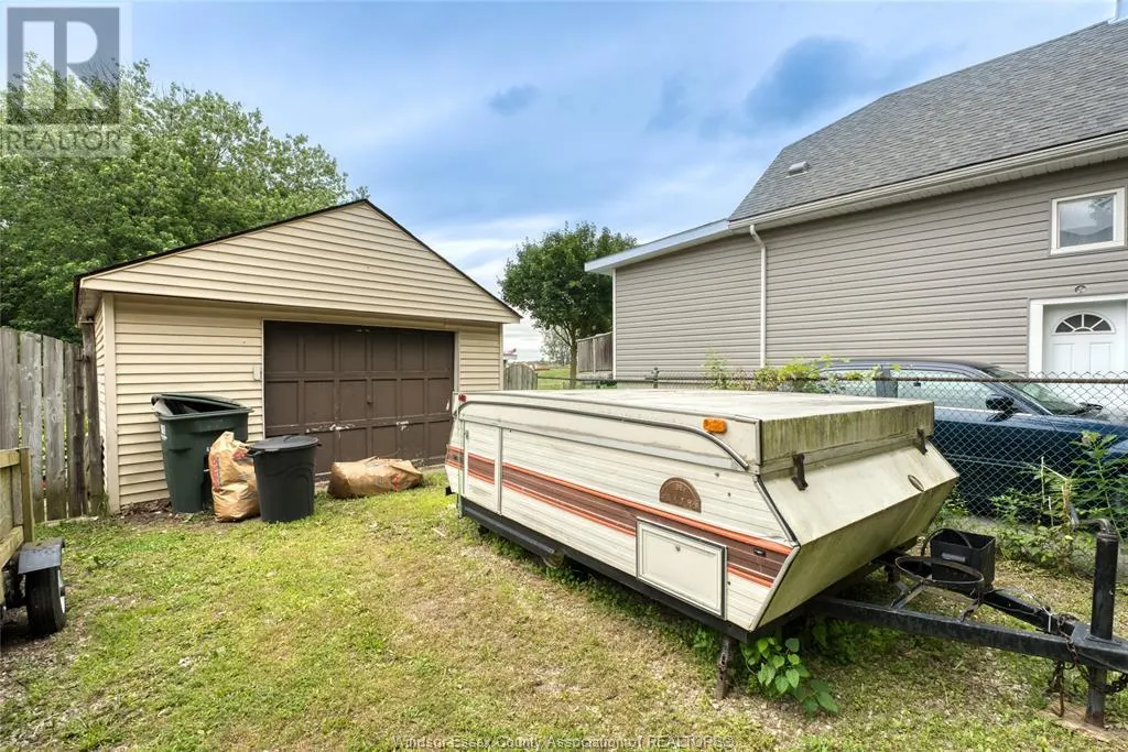 2706 FRONT ROAD