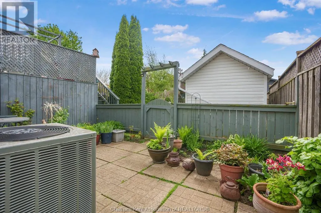 100 Manning DRIVE