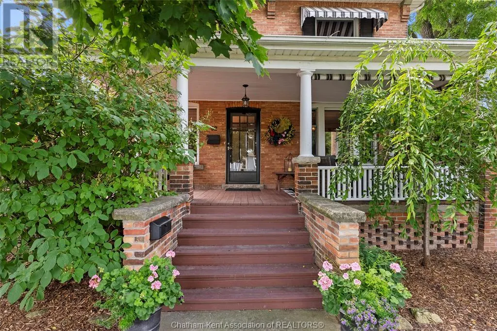 52 Cross STREET