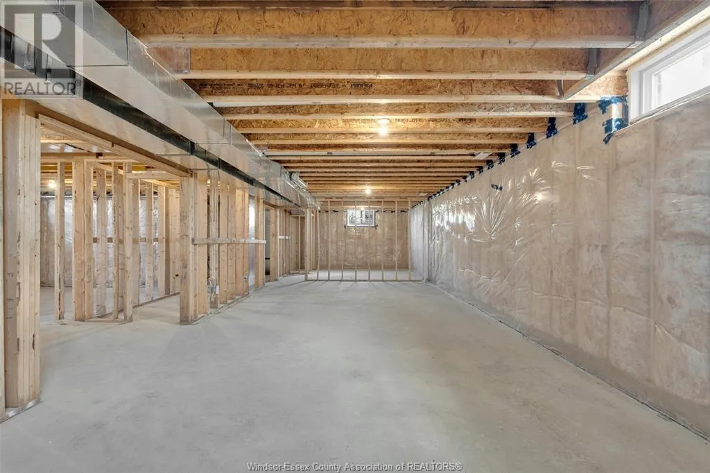 2572 MAYFAIR