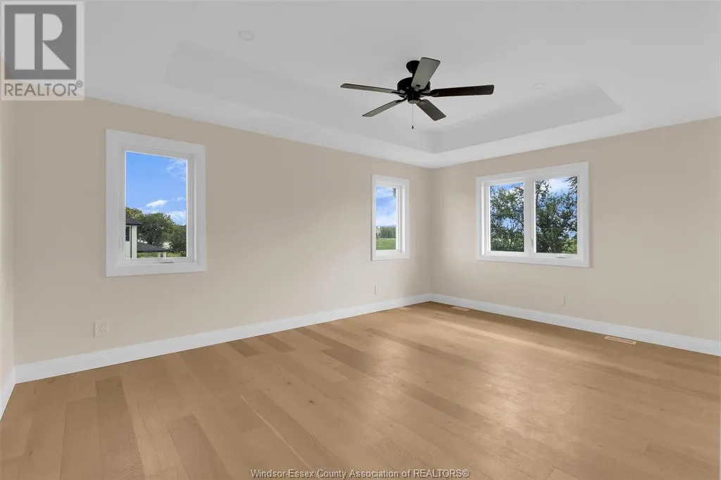 2572 MAYFAIR