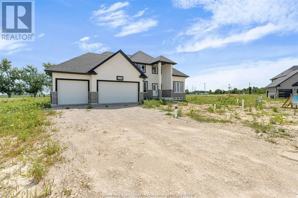 2572 MAYFAIR