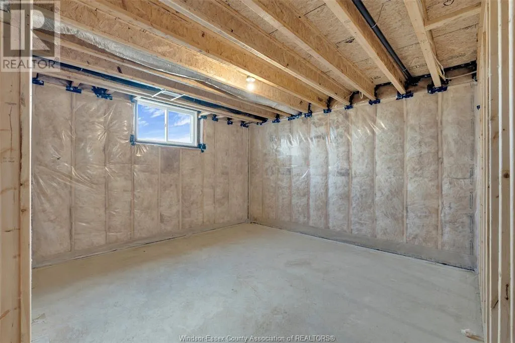 2572 MAYFAIR