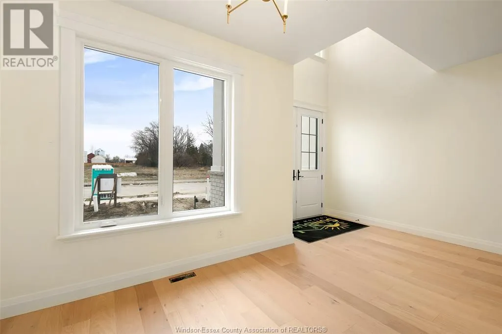 2584 MAYFAIR