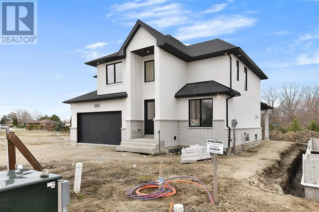 2584 MAYFAIR