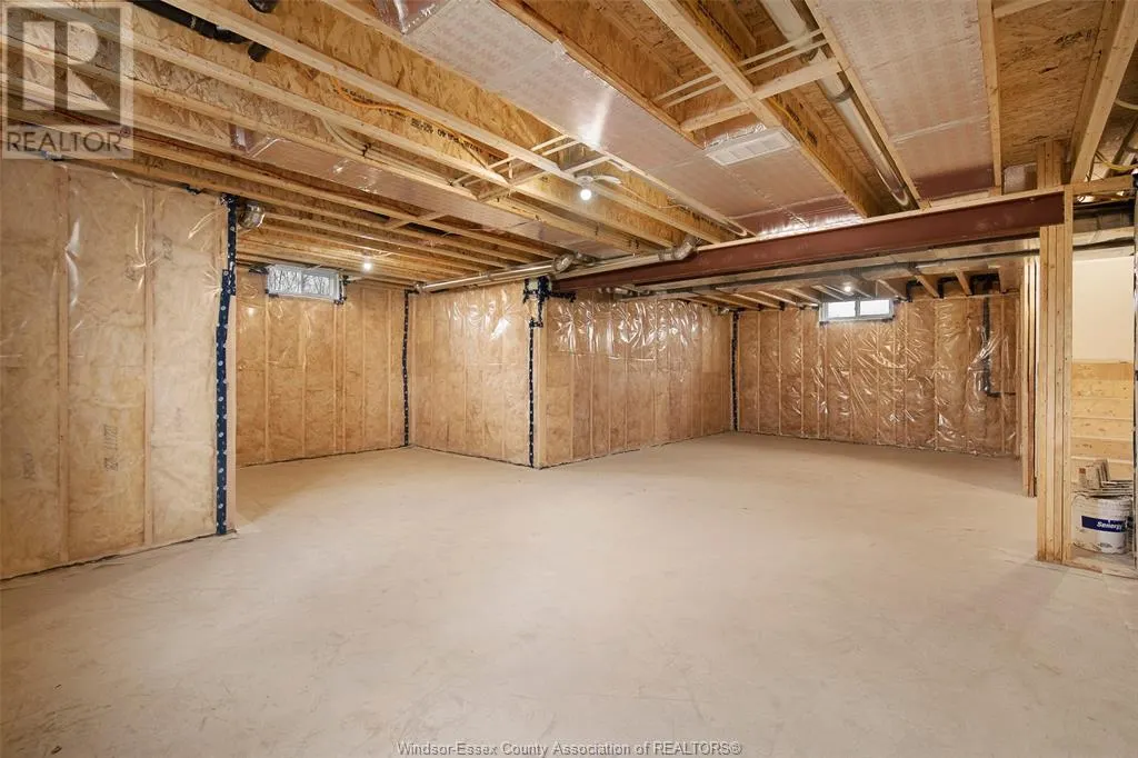2584 MAYFAIR