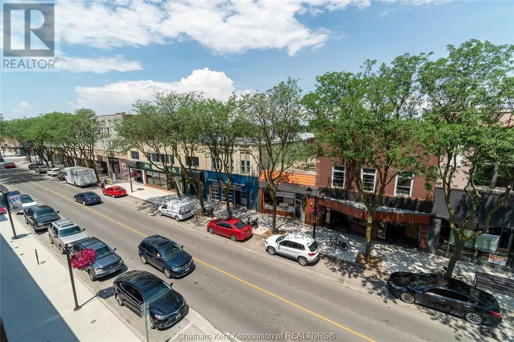 140 King STREET West Unit# 201