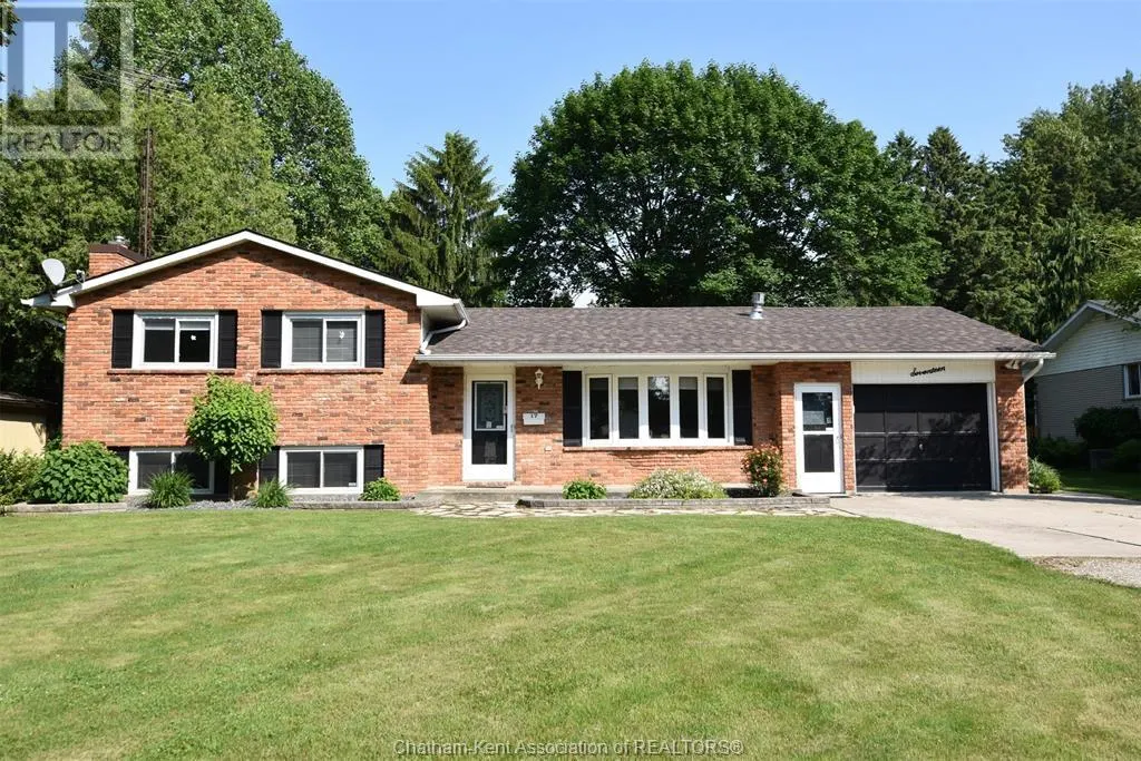 17 Garry AVENUE