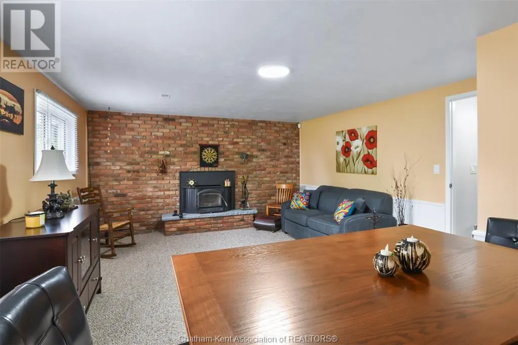 17 Garry AVENUE