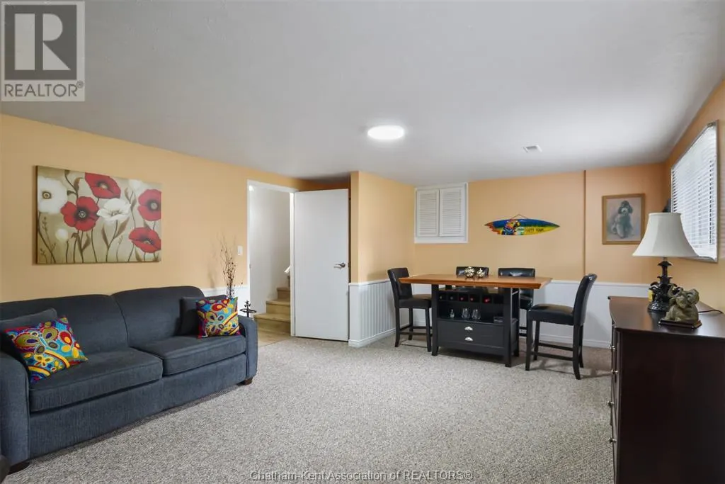17 Garry AVENUE