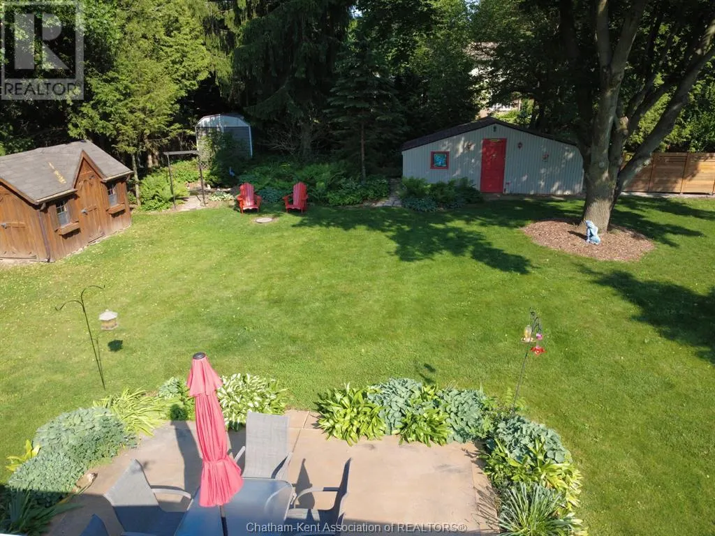 17 Garry AVENUE