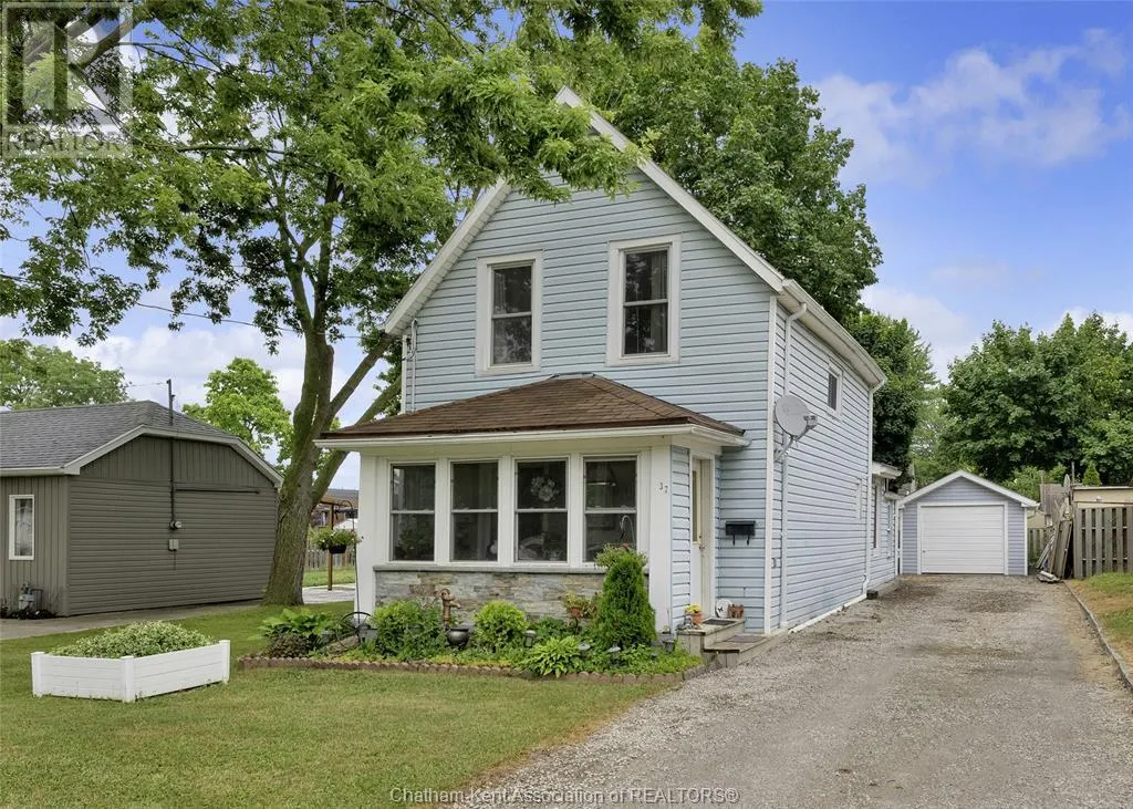 37 Berry STREET