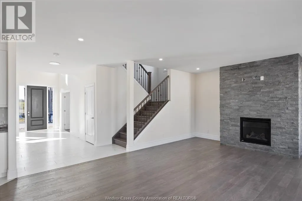 103 BAY STREET