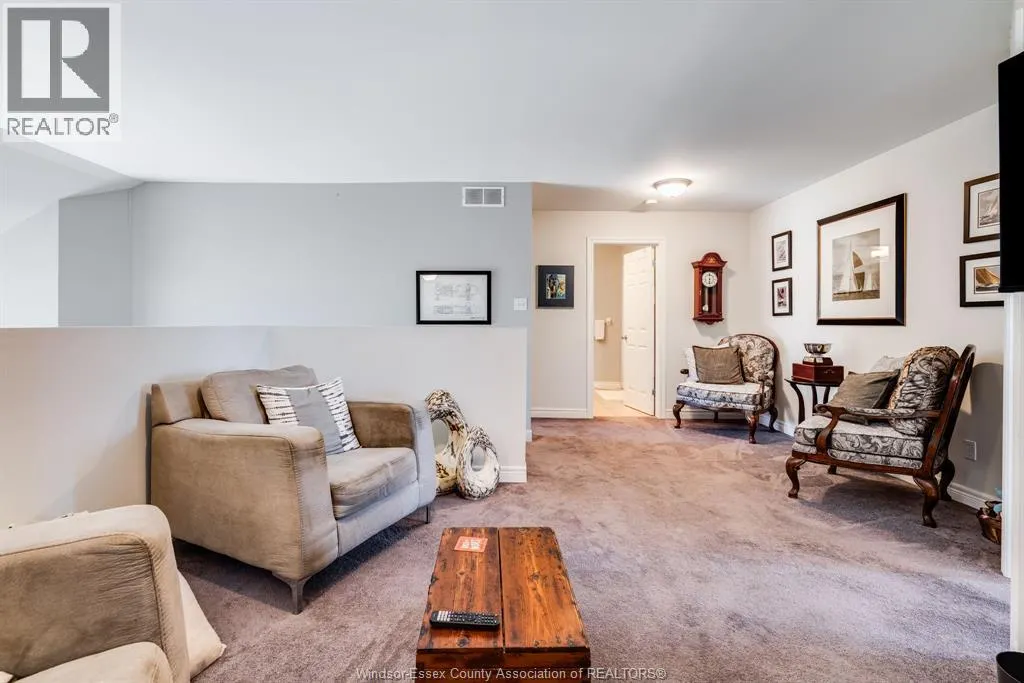 9 Montego Bay CRESCENT
