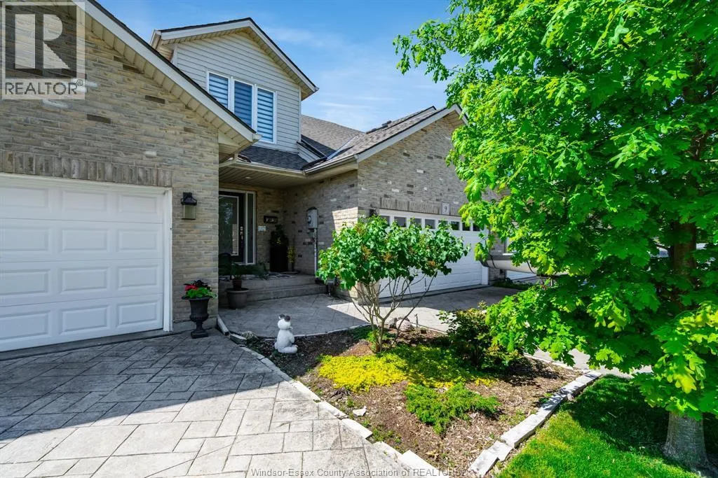 9 Montego Bay CRESCENT