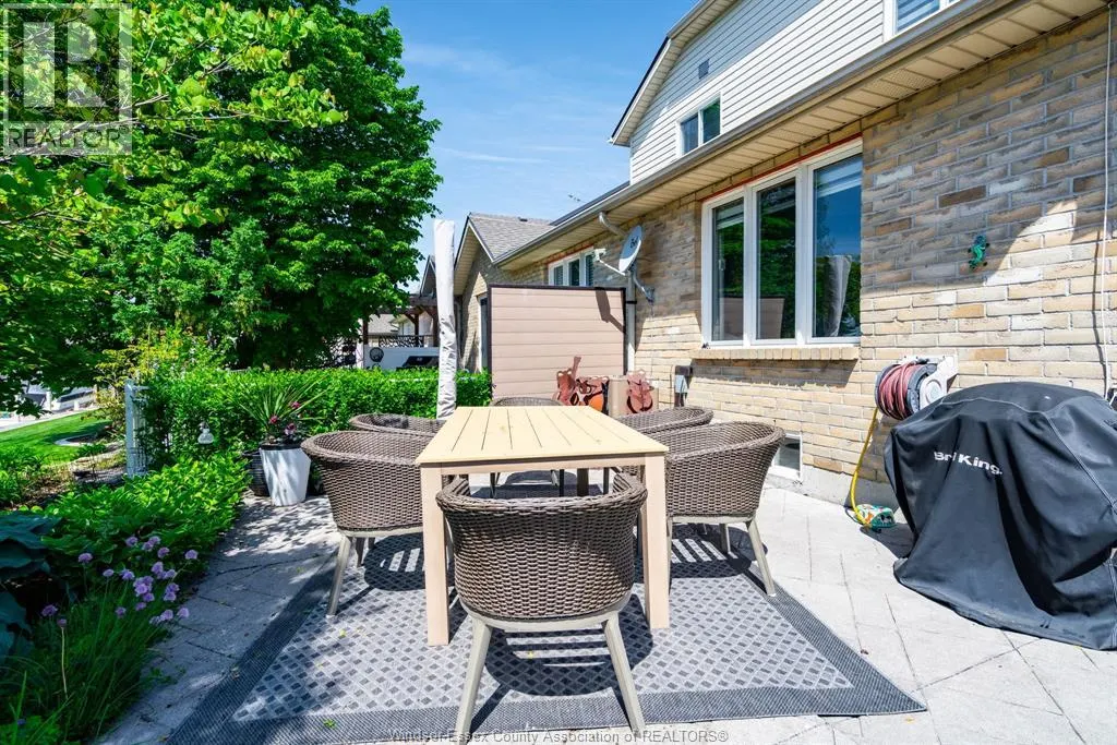 9 Montego Bay CRESCENT