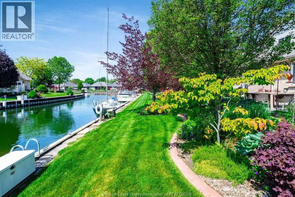 9 Montego Bay CRESCENT