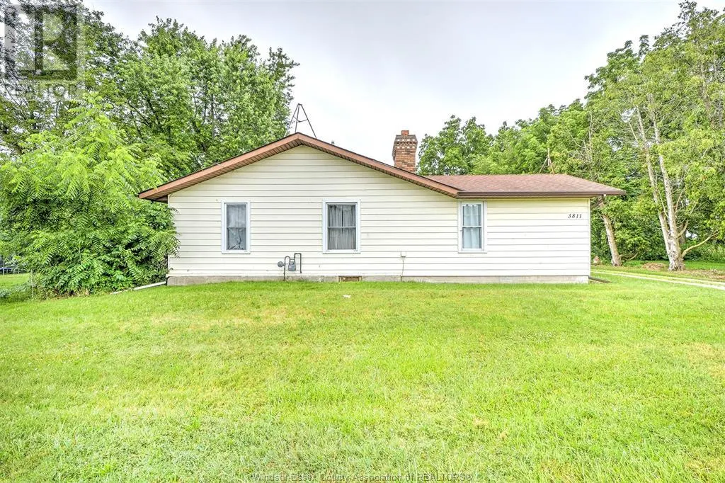 3811 COUNTY ROAD 18