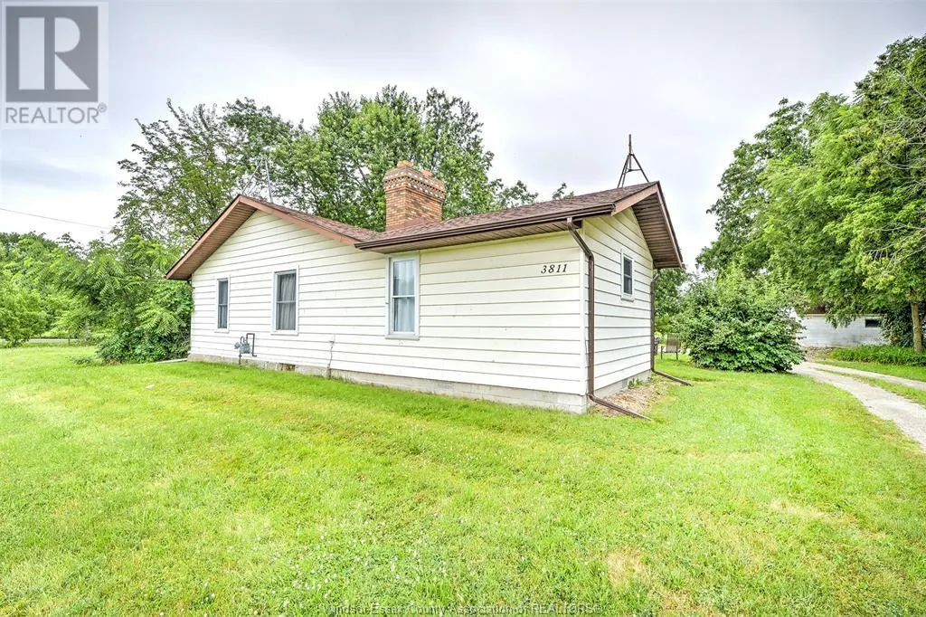 3811 COUNTY ROAD 18