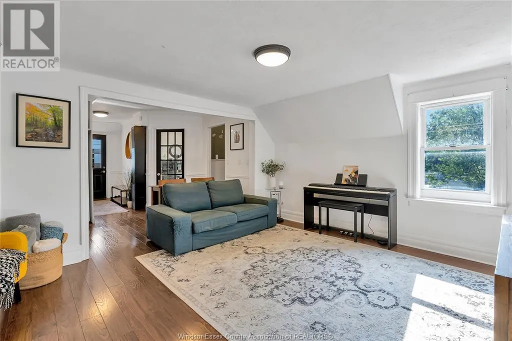 129 ERIE South