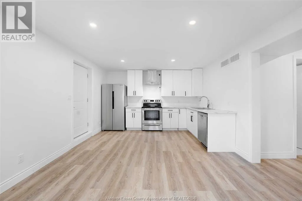 106 LAMBERT STREET