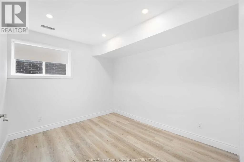 106 LAMBERT STREET