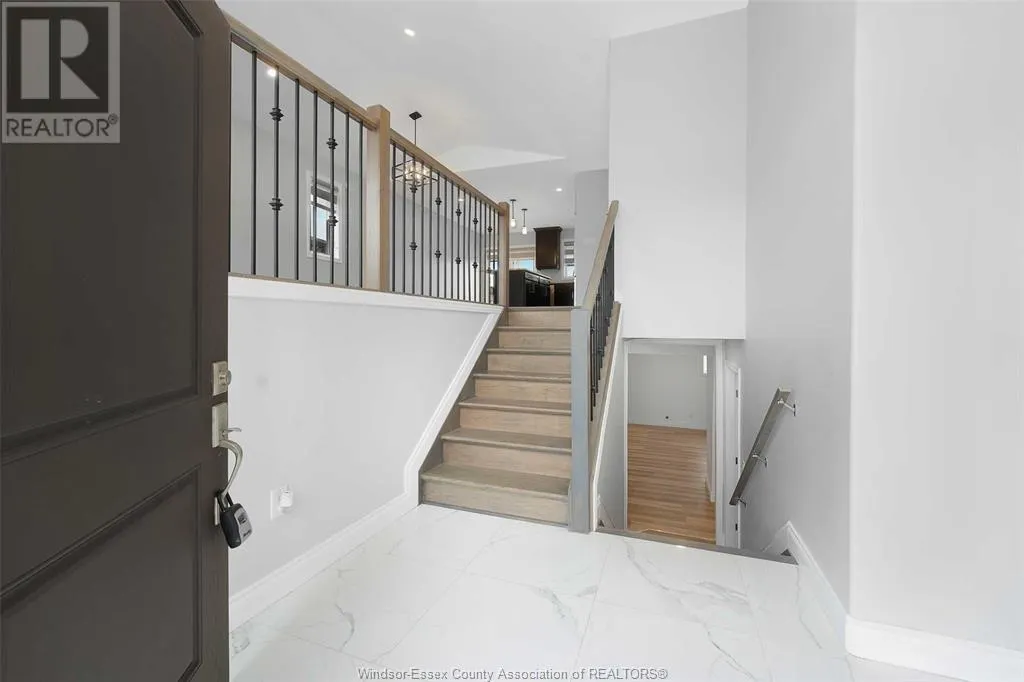 106 LAMBERT STREET