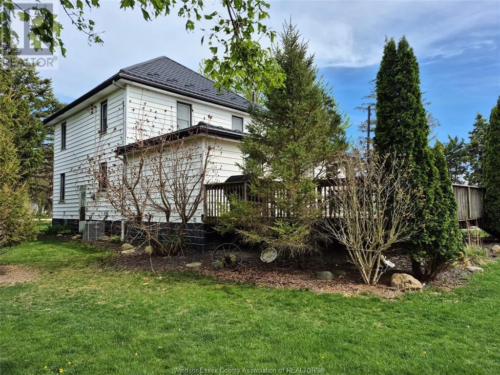 3825 Comber Sideroad